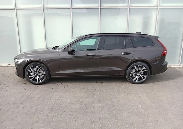 Volvo V60 cena 220999 przebieg: 10, rok produkcji 2024 z Nowy Targ małe 92